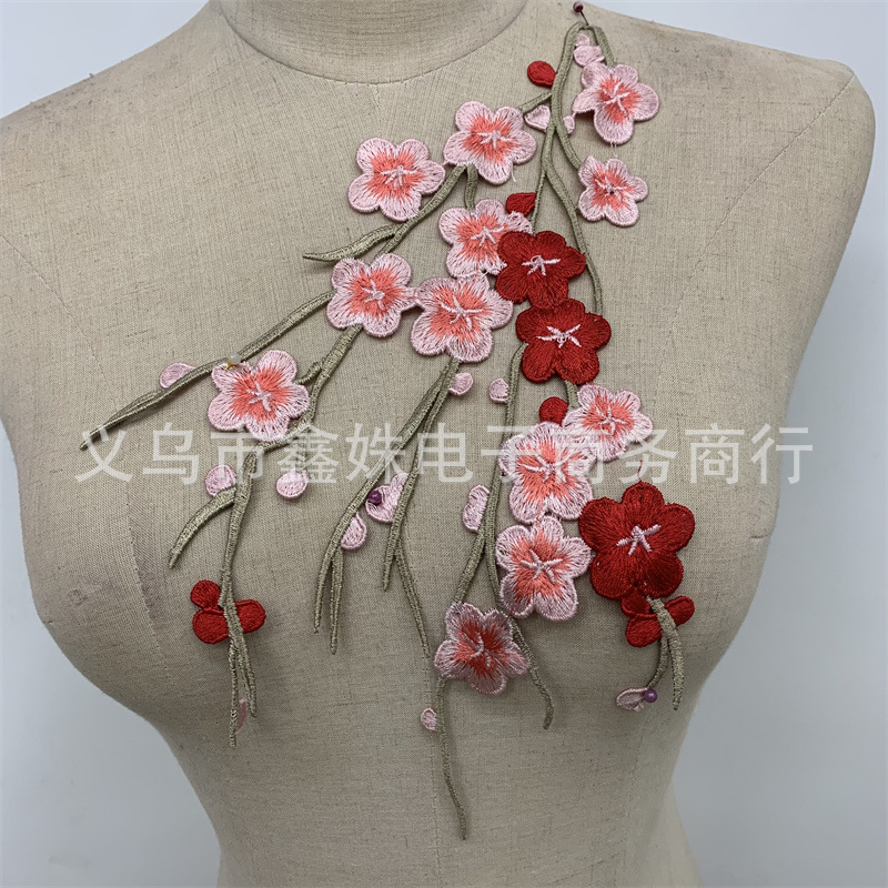 Plum blossom embroidery patchwork cheongsam, evening dress, performance dress, wedding dress, decorative accessories
