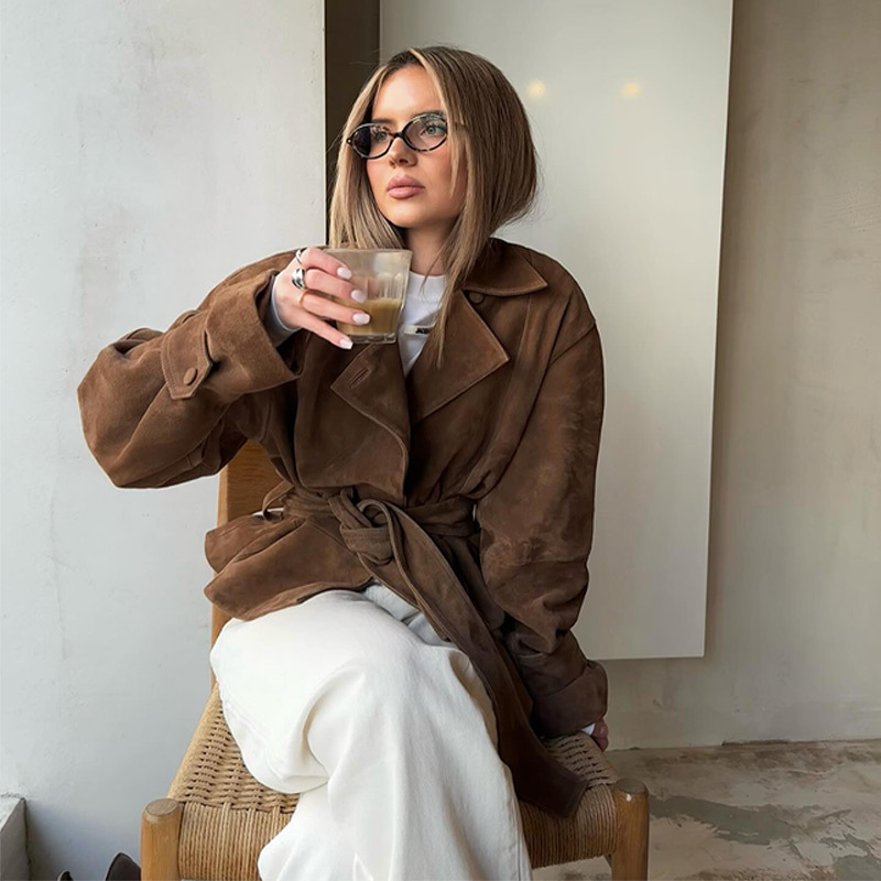 New short jacket with a suit collar and tie for cross-border women's wear in Spring and Autumn 2025 Application Scenario