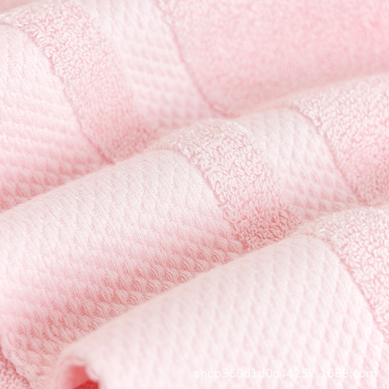 Wholesale of thickened, combed long-staple cotton towels for adult face washing, home gifts, plain and out-of-stock absorbent face towels Application Scenario