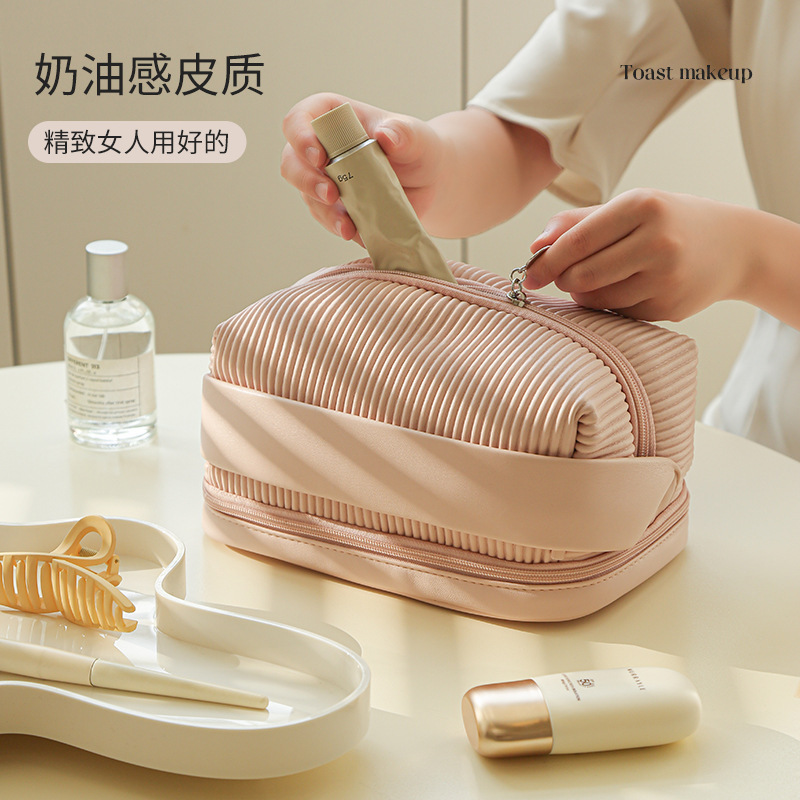 New cream toast cosmetic bag details Picture