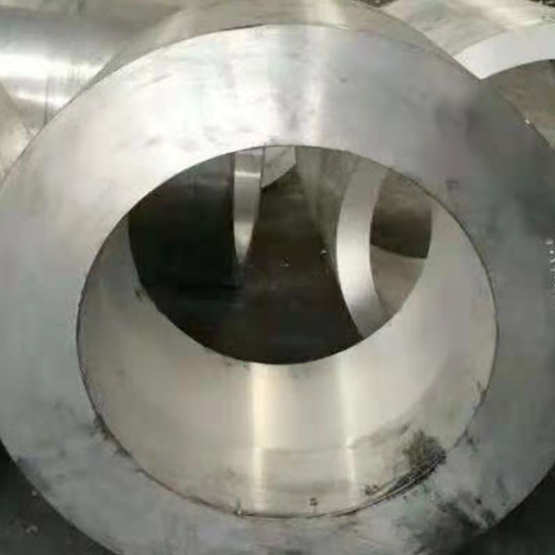 Industrial aluminum profiles are in stock and available in various specifications, including 2A12 aluminum alloy, aluminum tubes, square tubes, rectangular tubes, and partitions