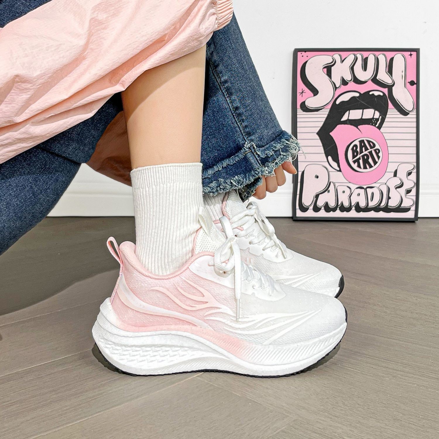 New women's shoes for Spring/Summer 2026, including rope skipping sports shoes, student sports soft-soled, cutting-edge running, fashionable and durable casual shoes