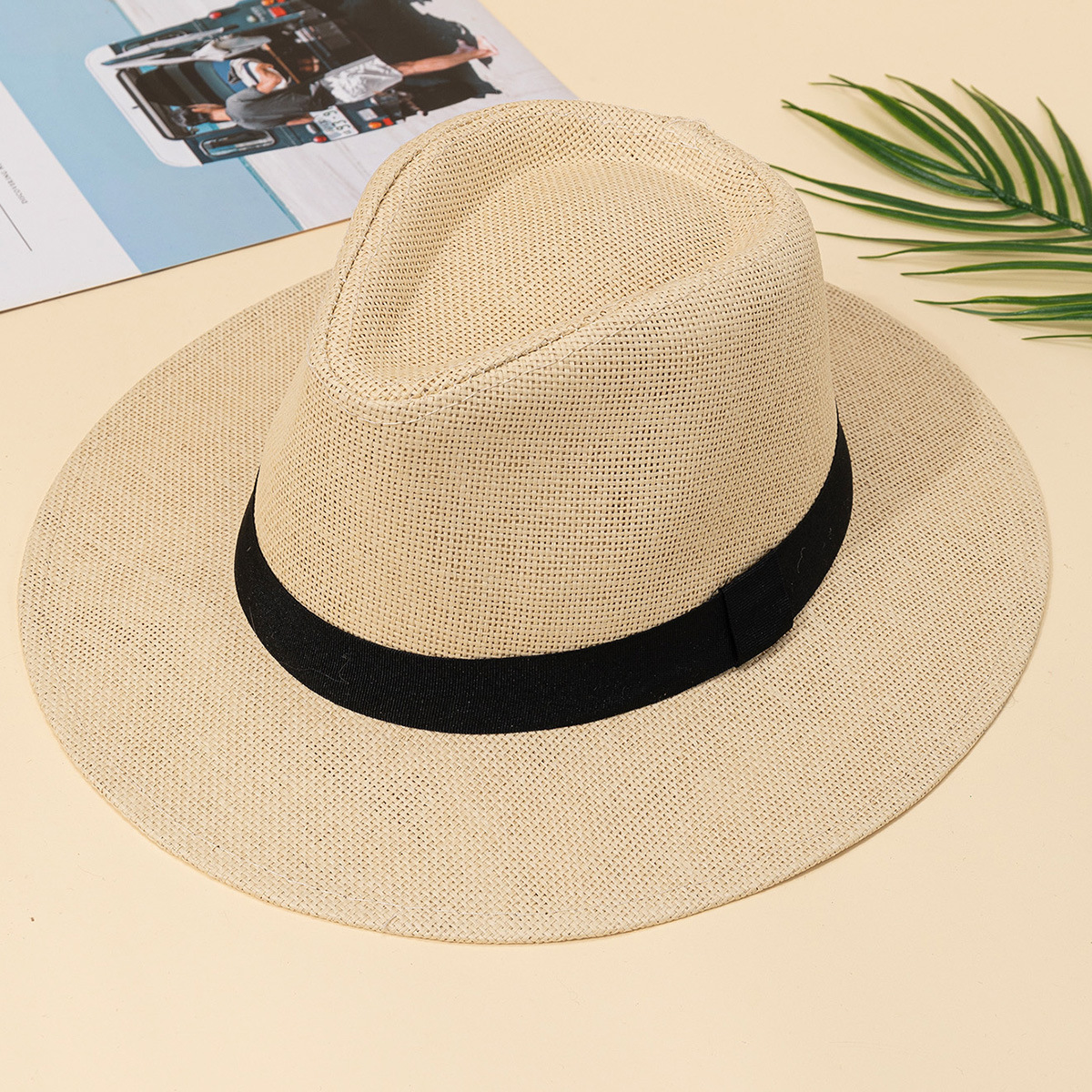 Summer new flat brim paper woven hats, men's and women's straw hats, beach sunshade and sun protection hats, British-style casual jazz hats