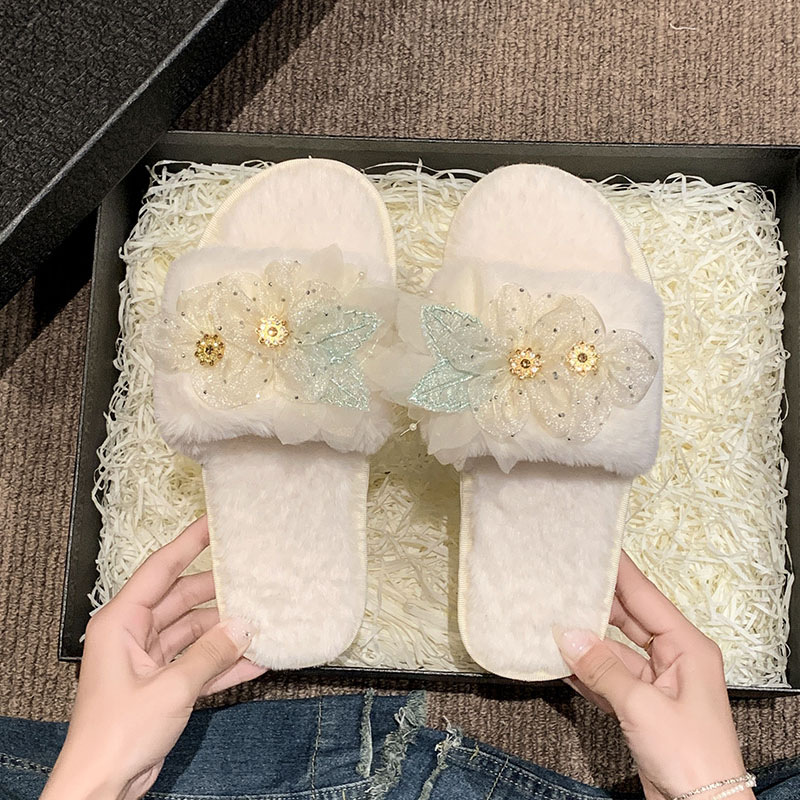 女式棉鞋实物图