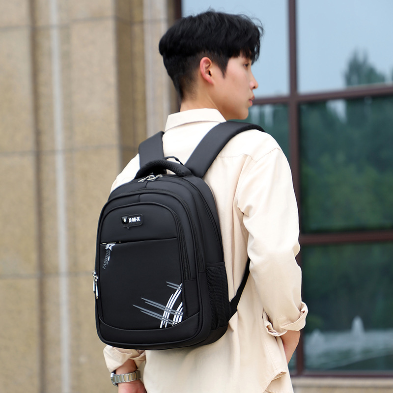 Men's simple, trendy and fashionable backpack, large-capacity business laptop bag, Oxford cloth backpack, student schoolbag Application Scenario