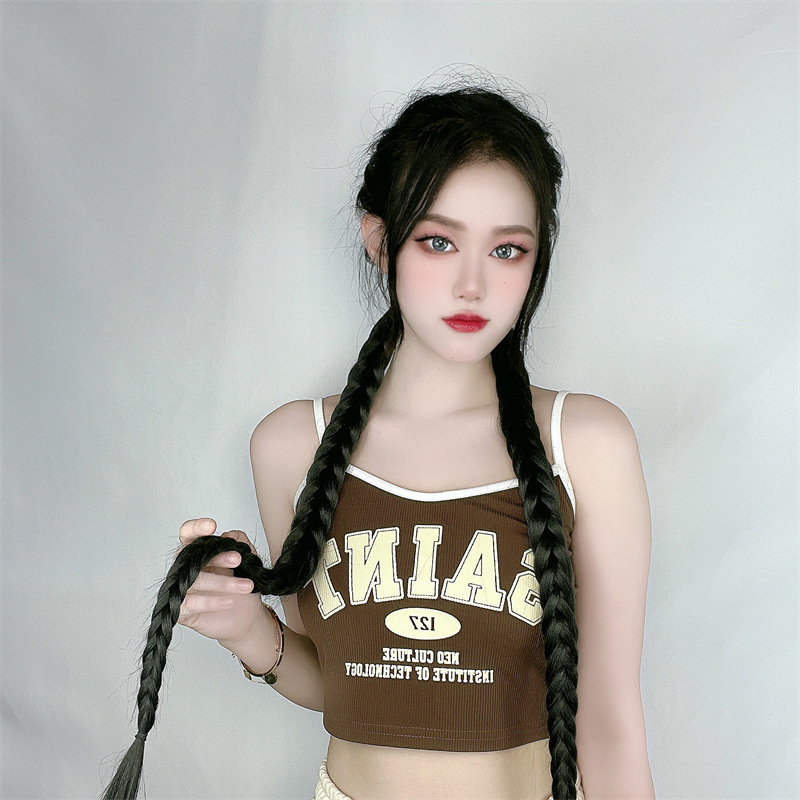 The same style of wig as the Internet celebrity, a long braid for women, double ponytails, realistic hair strands, and fashionable boxing braid shooting props