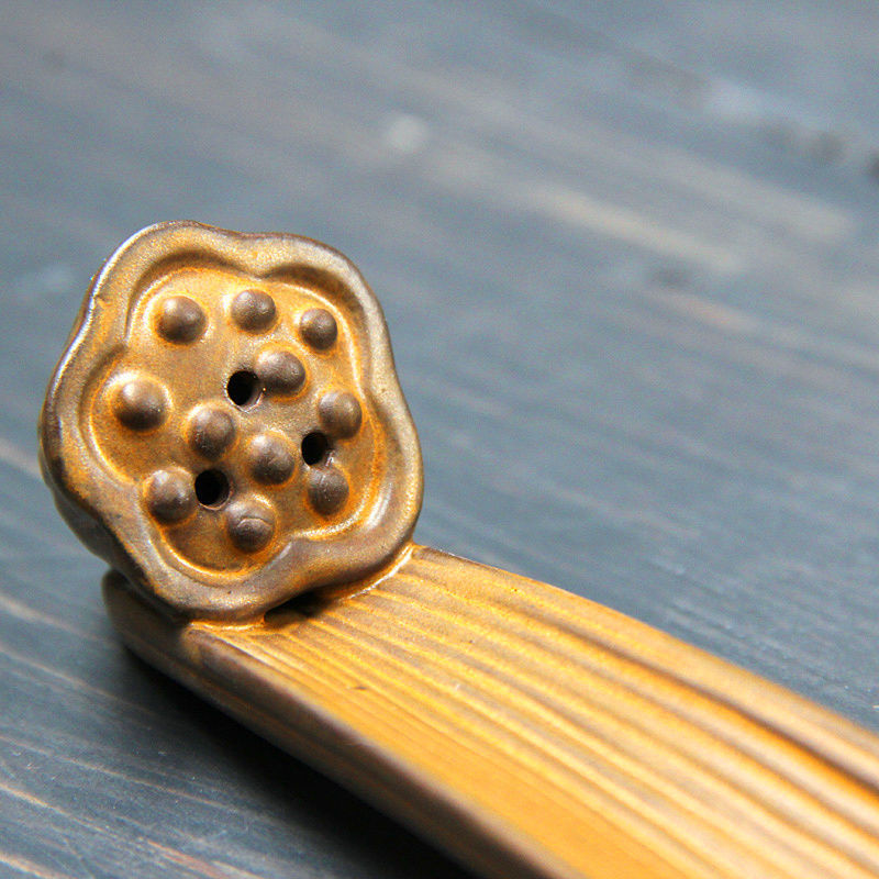 檀香炉莲之瓣陶瓷香炉线香香插居室香座复古点香器禅意家用卧香炉