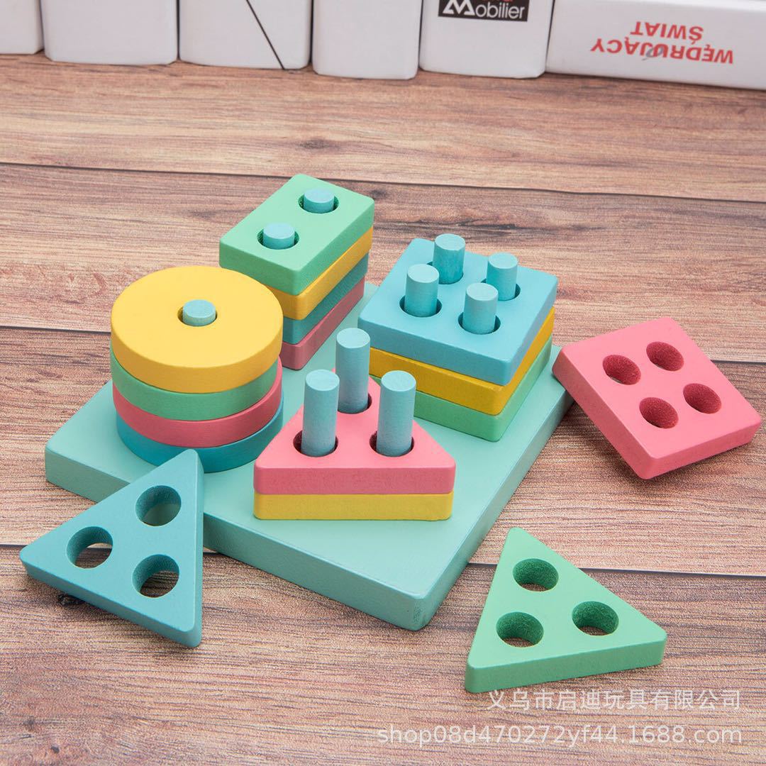 Children's geometric shape set columns paired with wooden toys for color recognition in early education and enlightenment for babies aged 1-3 Application Scenario