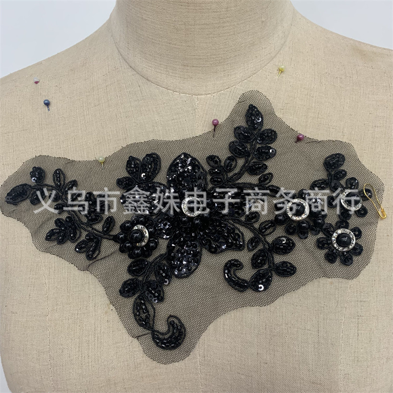 Three-dimensional beaded embroidered flower wedding dress, evening dress, clothing, DIY accessories, accessories and decorations Application Scenario