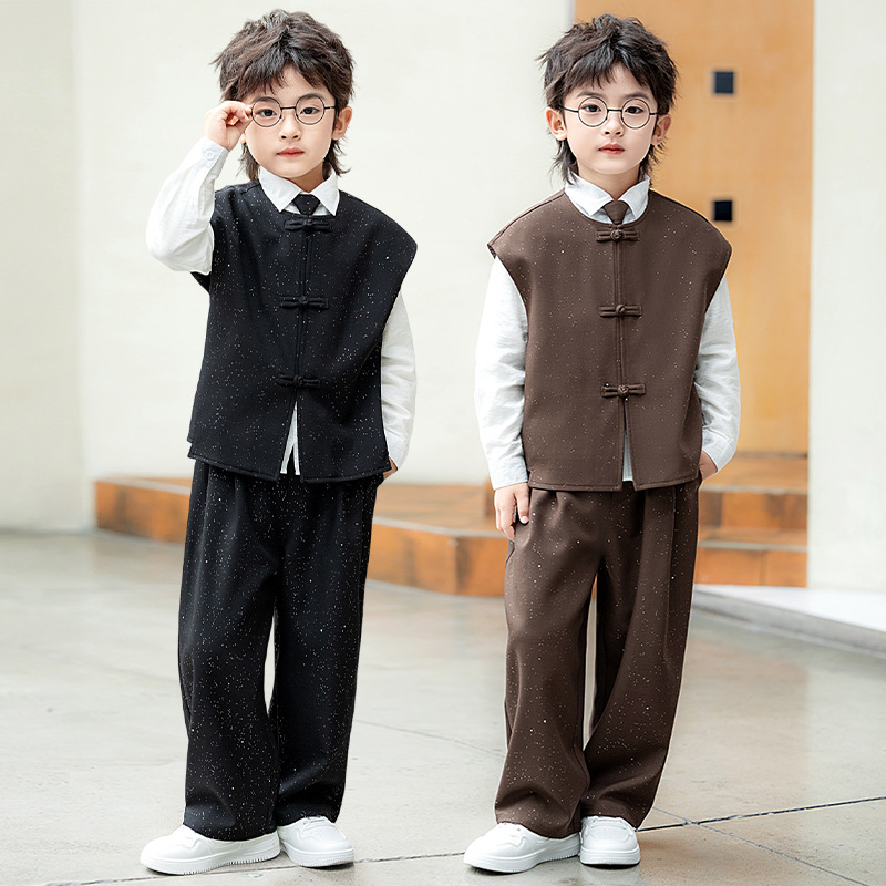 New Chinese-style Tang suit for boys in spring, children's retro Chinese-style vest set, boys' host fashion show performance outfit details Picture