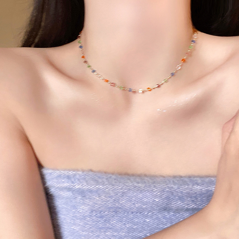 Color collar de perlas cristal mujer verano 2024 nuevo blow choker gargantilla accesorios luz lujo cadenas de clavícula Application Scenario