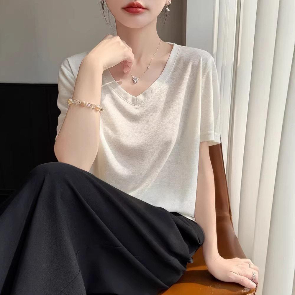 Spring and Summer new fine-spun Tencel V-neck knitted short-sleeved T-shirt for women, thin and loose pullover base layer top