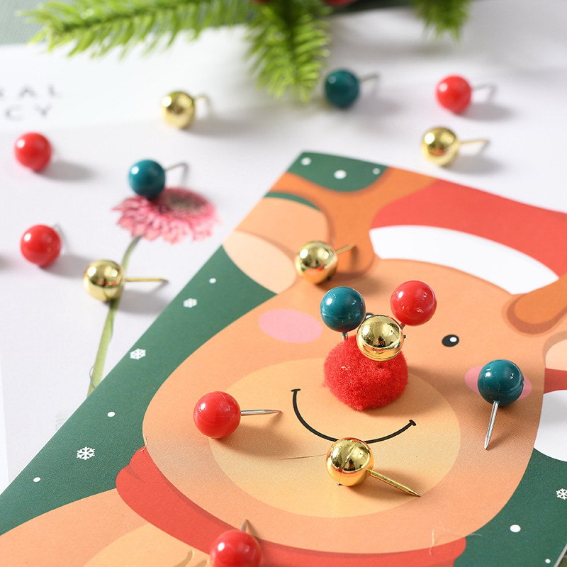 Christmas creative paperclip, long-tail clip, four-compartment round box stationery set, red, green and gold cultural and creative binding gift Application Scenario