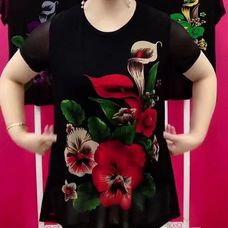 A short-sleeved lace chiffon blouse for middle-aged and elderly women, stylish, large-sized, loose and slimming chiffon blouse with a belly cover