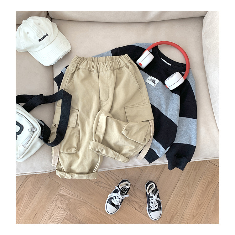 KALATOM Japanese-style children's workwear casual trousers, boys' washable retro versatile pants, large pocket fashionable pants details Picture