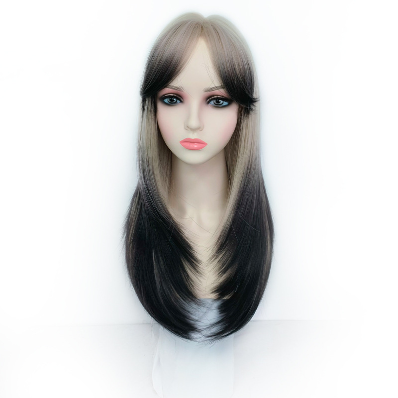 Wholesale of best-selling foreign trade wigs with layered long hair, golden gradient long curly hair, European and American chemical fiber wigs and hair covers Item Picture