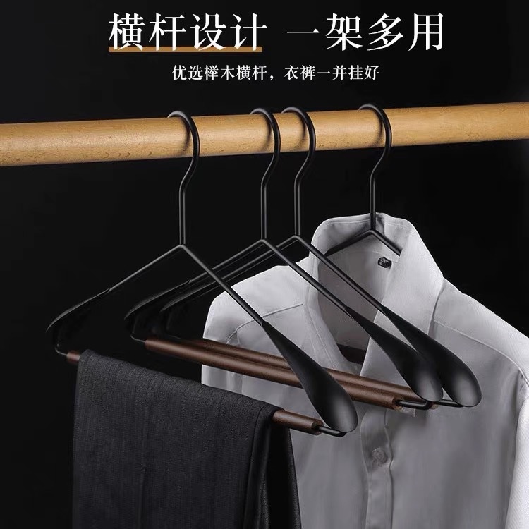 衣架/植绒衣架/实木衣架/衣架服装厂/翼型晾衣架产品图