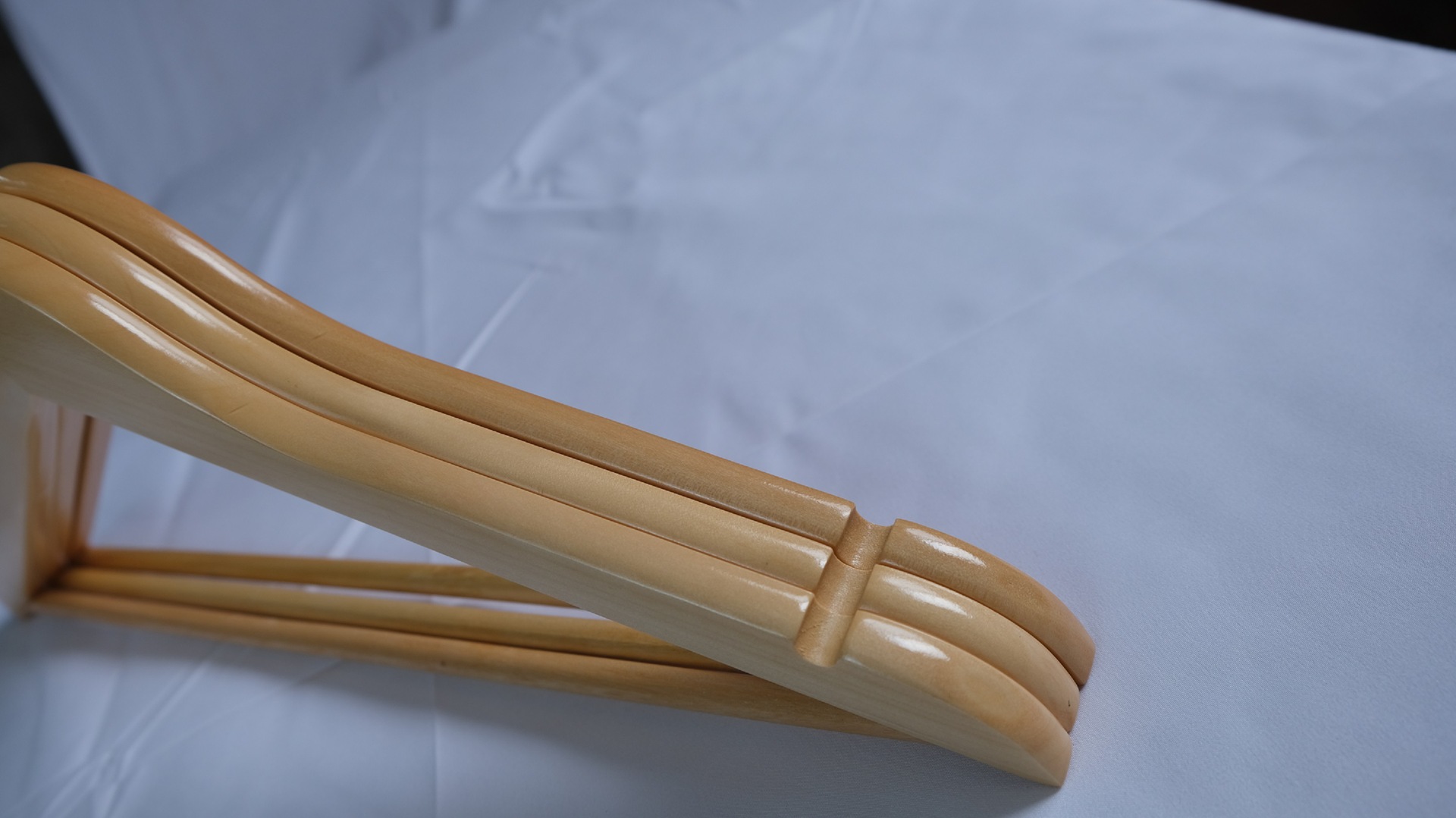Solid Wood Hangers Wooden Clothes Rack Seamless Hangers Home Clothing Store Clothes Hanging Vintage Non-Slip Rack Wholesale Pants Rack details Picture