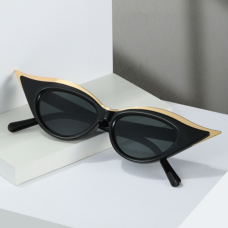 2023 Cross-border new cat-eye sunglasses, European and American bestsellers, retro fashion, metal-decorated street style sun protection sunglasses Specification image