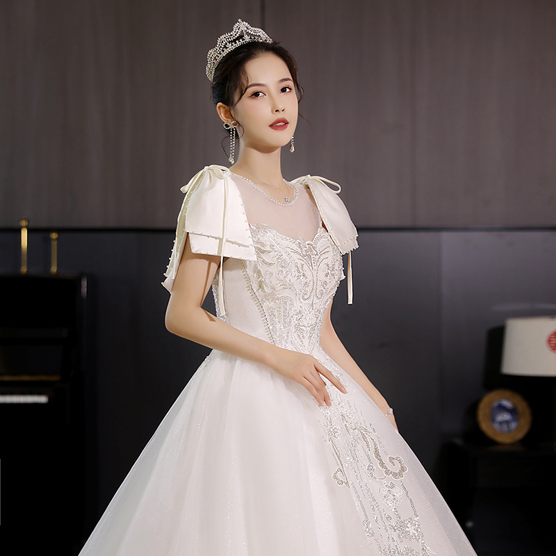 2022年新款婚纱新娘纯色结婚森系显瘦简约修身齐地女款婚纱礼服