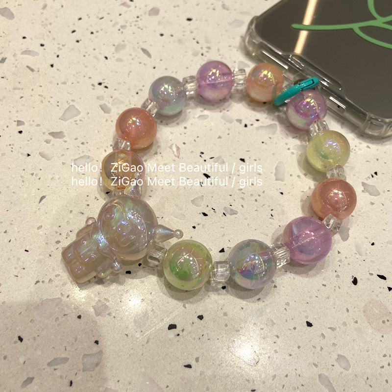 New Magic Big Bead Mobile Phone Chain Cute Cartoon Accessories Pendant Short Girl Anti-Loss Mobile Phone Lanyard Application Scenario