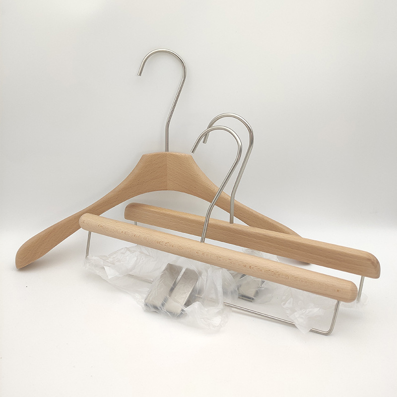 Women's clothing store with beech wood hangers, square and round head hangers, simple design, home hangers, straight edge round stick pants racks Application Scenario