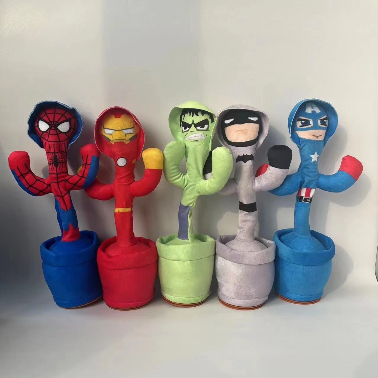 Cross-border dancing, swaying, heroes, Avengers, twisting, electric plush toys, recording, learning to speak, singing, shining