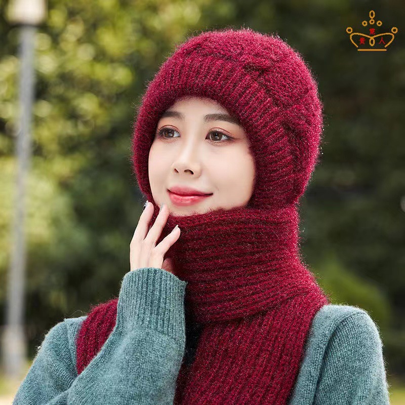 Hat Scarf One Piece Thick Warm Winter And Snowcap Autumn And Winter Women's New Network Red Squirrel Velvet Cycling Cap Application Scenario