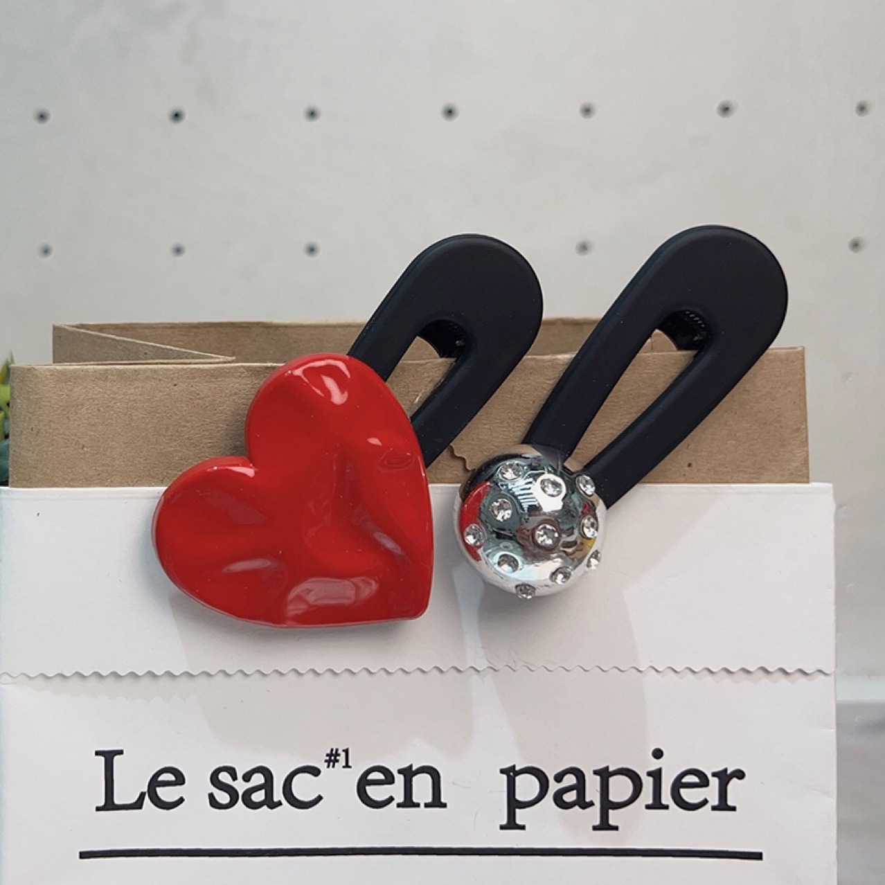 Just love it ~ Asymmetrical heart-shaped duck side fragments 2024 new style bangs hair clip for girls