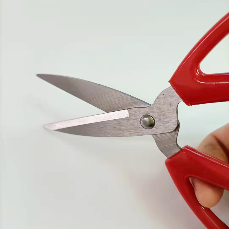 Wholesale of scissors: Stainless steel household scissors, multi-functional tailor scissors, student hand scissors, portable fishing gear, office scissors Application Scenario