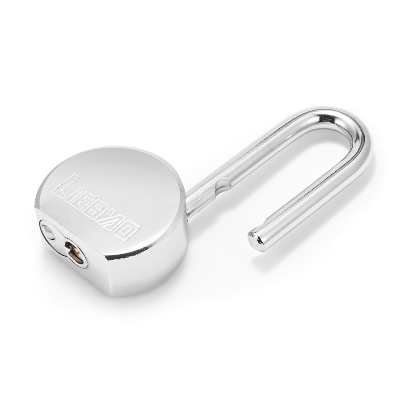 One-piece round steel copper core padlock, all-copper core, long and short one-piece bouncing round steel lock, anti-theft and anti-rust, through padlock Application Scenario