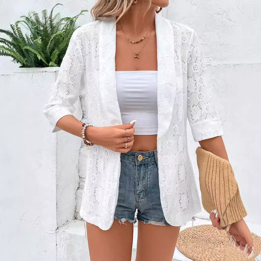 A new elegant solid-color lace 7-inch sleeve lapel casual suit for women in the autumn of 2025 from Europe and America cross-border Application Scenario