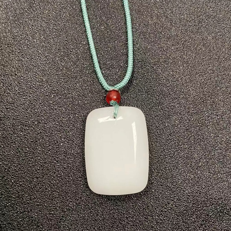 A fresh and clean white jade pendant with a peace pendant, a live-streaming ranking gift style necklace, and a street stall sales accessory pic 14