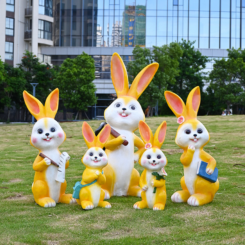 户外园林景观卡通动物玻璃钢雕塑幼儿园劳动兔子摆件花园草坪装饰