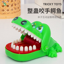 Cross-border crocodile bite finger toy mini shark children new strange prank prank creative prank stalls supply
