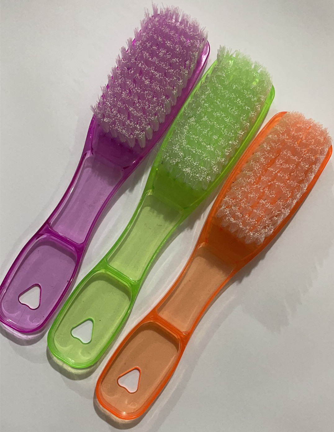 Large crystal shoe brushes, high-quality plastic transparent shoe brushes, household daily necessities, one-yuan and two-yuan store supply
