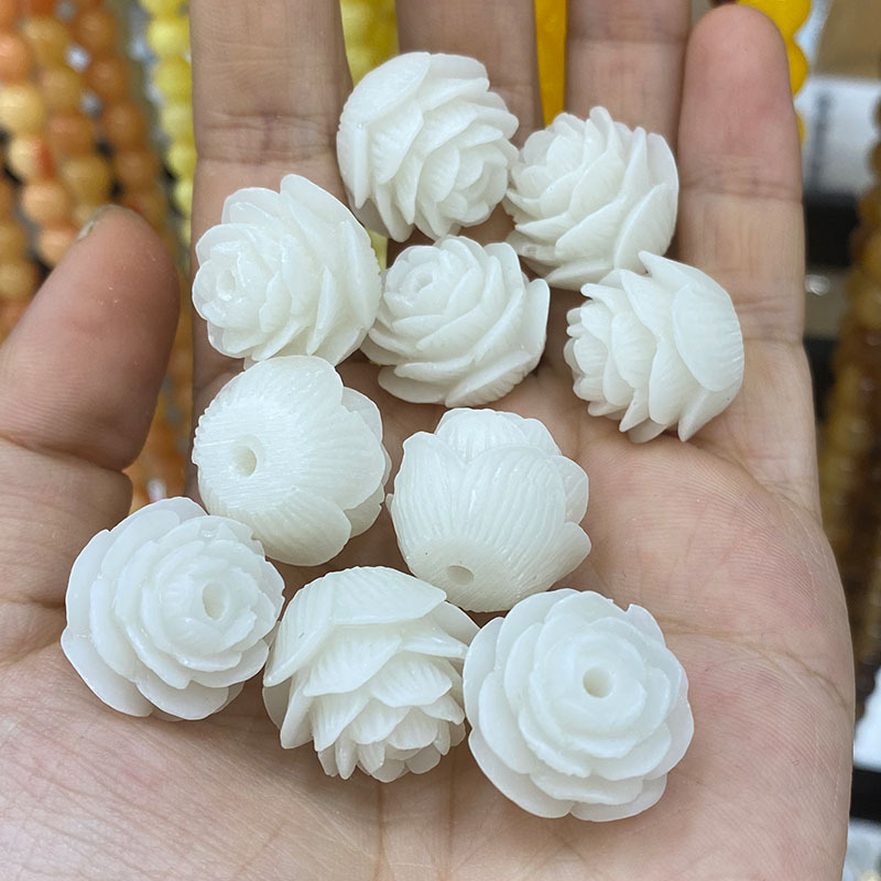 莲花形状通孔/手串吊坠饰品产品图