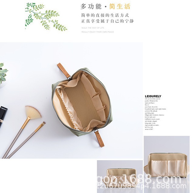 Portable Korean-style red envelope makeup bag, simple makeup bag, travel companion mini travel cosmetics storage bag wholesale Application Scenario