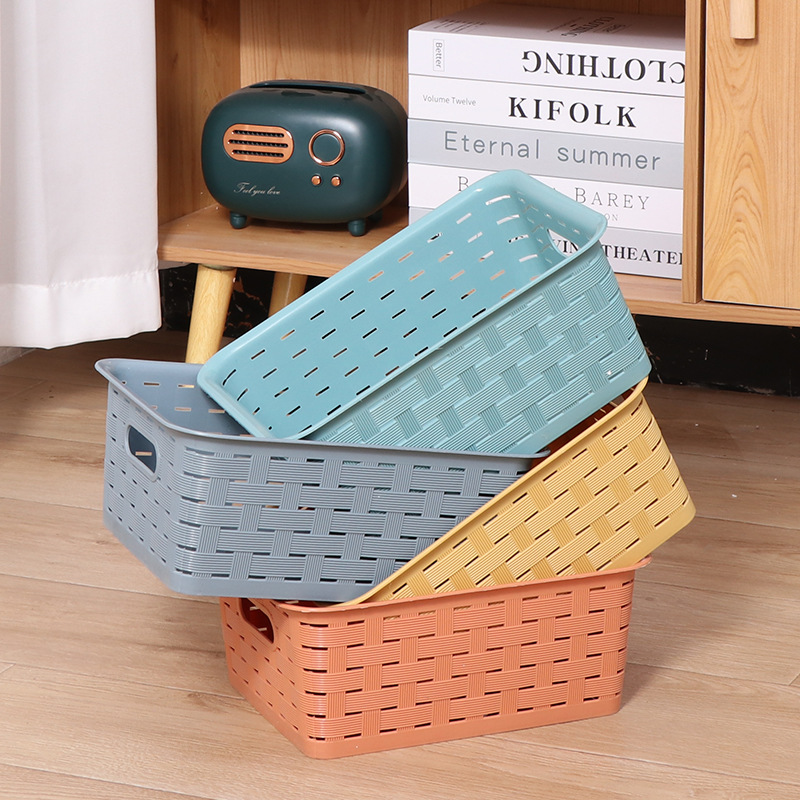 Wholesale of anti-willow woven baskets, plastic storage baskets, office stationery, cosmetics and medicine storage baskets in stock. Can be printed with L