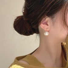 925银针珍珠耳饰气质高级大气耳环轻奢小众设计感耳钉独特耳坠女