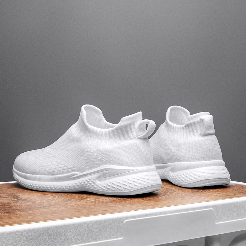 童运动鞋实物图