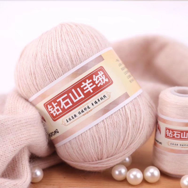 Cashmere yarn balls, medium and thick hand-woven wool yarn, machine-woven baby hat and scarf yarn, mink wool yarn material package Specification image
