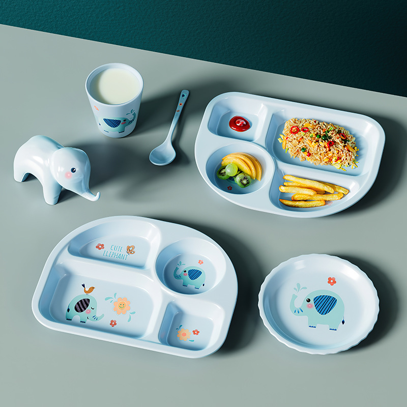 Cartoon creative elephant children's tableware, compartments, plates, baby rice bowls, water cups, food-grade dessert plates, spoons Application Scenario