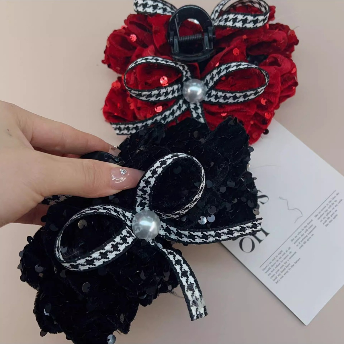 French High Quality Bow Grip French Vintage Plaid Hair Grip Black Velvet Tray Hairpin 2024 New