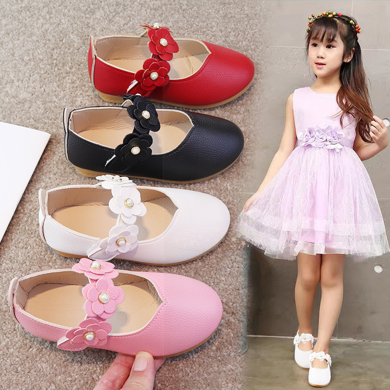女童皮鞋2025春秋新款小女孩时尚公主鞋花朵儿童软底中大童休闲鞋