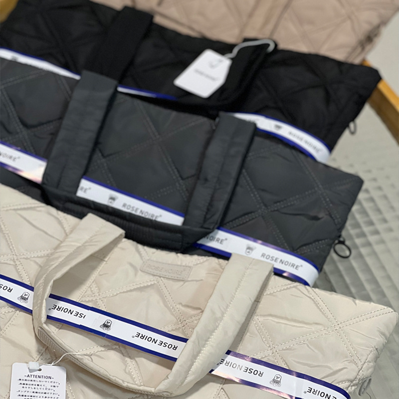 New Japanese casual and lightweight tote bags, large-capacity single-shoulder bags, diamond-shaped hand-held bags, commuting bags, and mommy bags are versatile Specification image