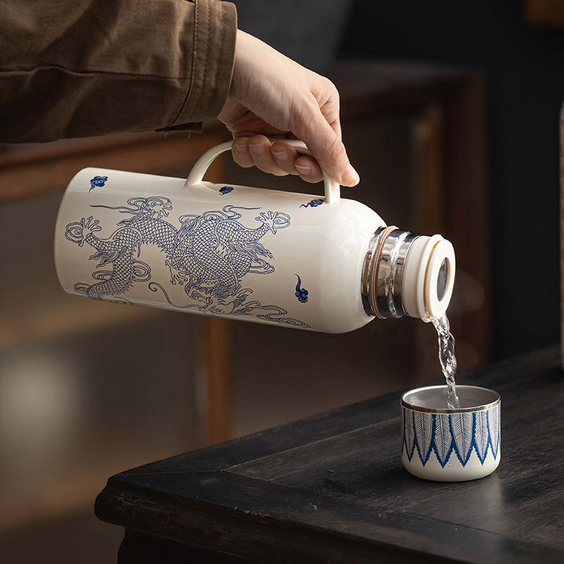 Manufacturer Longfeng Thermos Cup 316 Stainless Steel Tea Water Separation Smothered Pot Portable Intelligent Temperature Teapot Cup Application Scenario