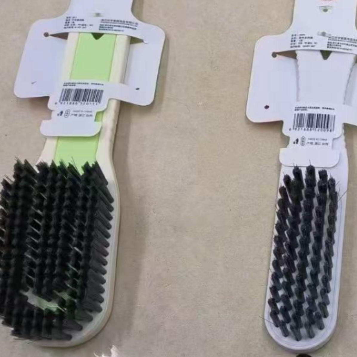 Wholesale shoe brushes for household use that do not damage shoes, household shoe brushes, shoe washing special laundry brushes, multi-functional long-handled cleaning boards details Picture