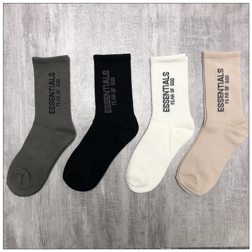 Wholesale of new autumn and winter men's letter medium long tube trendy socks, all-cotton breathable and sweat-absorbing sports cotton socks Specification image