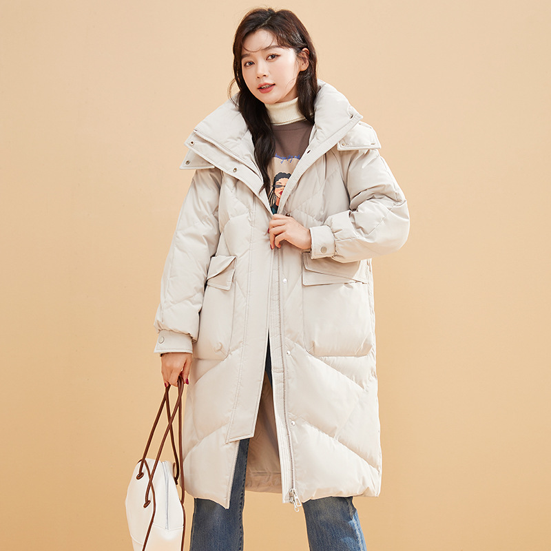 The 2022 winter new style of women's mid-length down jacket with a hooded Korean version, thickened, slimming, casual, fashionable and warm coat trend Application Scenario